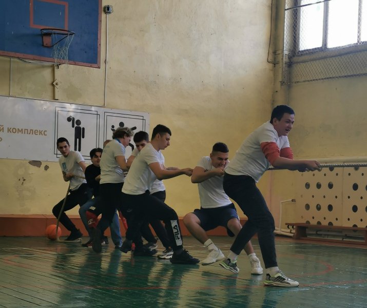 В Приморье сотрудники полиции города Фокино приняли участие в спортивной эстафете «Веселые старты»